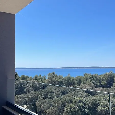 Sun Apartment Mandre